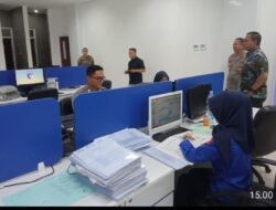 *Tim Monev Stamarena Polri Kunjungi Polda Babel, Tinjau Pelayanan Publik Di Polda Dan Polresta Pangkalpinang* 