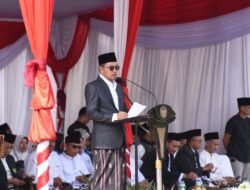 Peringati Hari Santri 2025, Ketua DPRD Sidoarjo Pimpin Upacara: Ajak Santri Kawal Indonesia Menuju Peradaban Dunia