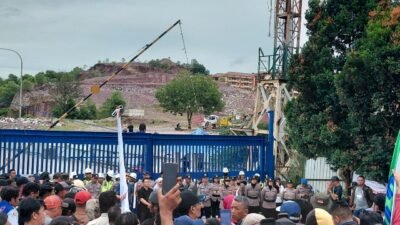 Polresta Barelang Amanka Aksi Unjuk Rasa KRB, di PT. ASL Marine Shipyard dan PT. Caterpillar Batam