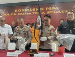 Pres Release Tersangka Tembak Pencuri Sawit DiHadiri Kapolsek Sanga Desa IPTU Joharmen