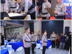 Pimpin Sertijab dan Pengantar Purna Tugas, Kadivhumas Polri Tekankan untuk Selalu Berbuat yang Terbaik