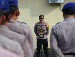Saat Apel Jam Pimpinan Wakapolres Karangasem Pimpin, Tekankan Pentingnya Respon Cepat dalam Pelayanan Publik