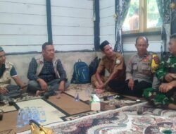 Babinsa dan Aparat Desa Bahas Program Unggulan 2026 di Bintang Pepara