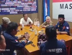 Jelang Syukuran Kantor FRN, Agus Flores Didampingi Istrinya Fitri Datau, Do’akan Keberkahan untuk FRN Counter Polri