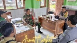 Pererat Sinergi dan Bangun Komunikasi, Kapolsek dan Bhabinkamtibmas Sambangi Warga Masyarakat Serap Informasi Kamtibmas