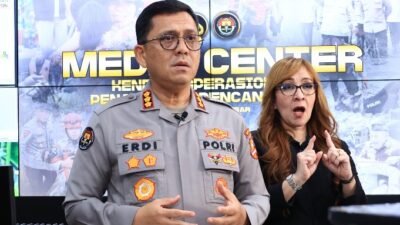 Polri Distribusi Bantuan Polri Capai 159 Ton, 12 Ribu Personel Dikerahkan
