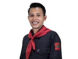 Bersihkan Sisa Banjir di Pidie Jaya, IKAPALA Aceh Kecam Pengerahan Pasukan Gajah