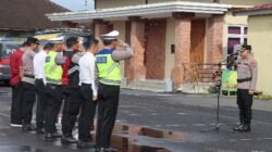 Jaga Keamanan dan Ketertiban Masyarakat, Wakapolres Karangasem Pimpin Apel KRYD Jelang Ops Lilin Agung 2025