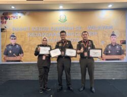 Kejari Bireuen Raih 4 Penghargaan dari Kejati Aceh