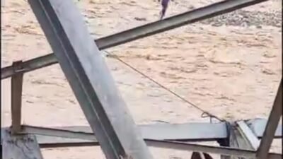 Selamatkan Warga Terseret Arus Anggota Kodim 0106 Aceh Tengah Terjun Ke Sungai