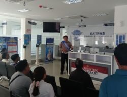 Tingkatkan Pelayanan SIM dan Cegah Laka Lantas, Satlantas Polres Karangasem, Berikan Edukasi kepada Pemohon SIM