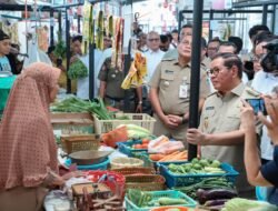 Gubernur Pramono Resmikan Pasar Kombongan Kemayoran, Transaksi Digital Jadi Hal Prioritas