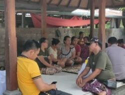 Sat Binmas Polres Karangasem Gelar Jumat Curhat,  bersama Warga Br. Bungkulan, Desa Seraya Barat, Kec. Karangasem