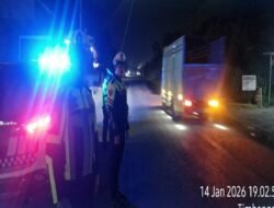 Sat Lantas Polres Ogan Ilir Gelar Patroli Beat dan Blue Light Patrol, Jaga Kamseltibcarlantas Malam Hari