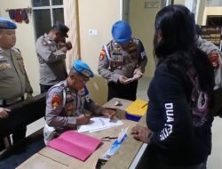 Bidpropam Polda Sumsel Tertibkan Administrasi dan Lakukan Tes Urine Anggota Polsek Bayung Lencir