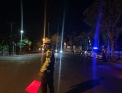 Rutinitas Satuan Lalulintas Polres Karangasem Melaksanakan Pengaturan Lalulintas, Ciptakan Arus Lalulintas Lancar
