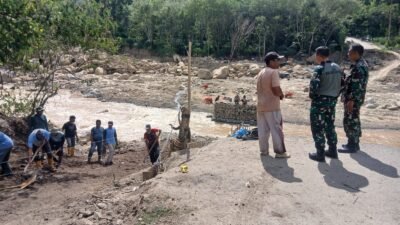 Dandim 0106/Aceh Tengah Tinjau Langsung Pembangunan Jembatan Desa Terang Engon