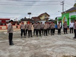 Kapolsek Belitang III Pimpin Apel Tekankan Disiplin Dan Hindari Pelanggaran