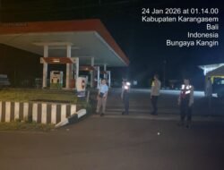 Antisipasi Kejahatan Dimalam Hari Personil Polsek Bebandem Melaksanakan Kegiatan Patroli Blue Light