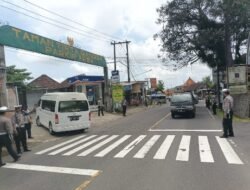 Sat Lantas Melaksanakan Pengamanan,  di Obyek Wisata Tirtagangga