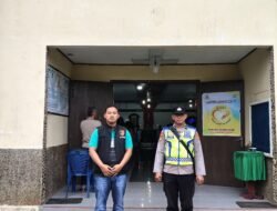 Personil Polsek Belitang III Melaksanakan Kegiatan Pengamanan Ibadah Gereja