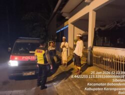 Kawal Warga Tangkil ke Besakih, Polsek Bebandem Intensifkan Patroli Barcode dan Blue Light Patrol pada Jam Rawan