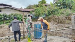 Babinsa Koramil 06/Jagong Gelar Karya Bakti Bersama Warga di Desa Telegesari
