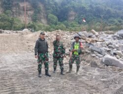 Dandim 0106/Aceh Tengah Tinjau Pembangunan Jembatan Sementara di Desa Bergang