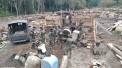 Progres Pembangunan Jembatan Gantung Desa Burlah Capai 42,5 Persen