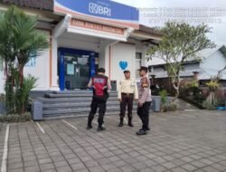 Polsek Selat Gelar Patroli Dialogis, Berikan Himbauan Kamtibmas kepada Security