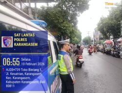 SubSatgas Dikmas Ops Keselamatan Agung 2026 Laksanakan Penerangan keliling,  di Pasar Timur Amlapura