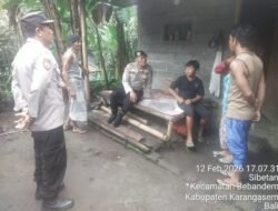 Respons Cepat Polsek Bebandem Jemput Pelajar yang Terlantar dan Alami Kerusakan Motor di Kota Karangasem