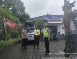 Jaga Keamanan Wilayah Hukumnya  Jelang Libur Panjang, Polsek Selat Gelar Patroli Dialogis 
