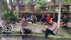 Ngobar Polmas: Ngopi Bareng Polisi, Serap Aspirasi Dan Pererat Silaturahmi di Desa Sibetan