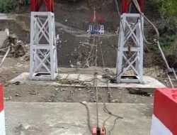 Progres Jembatan Gantung Kalaili di Linge Capai 50 Persen