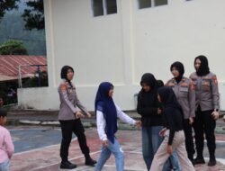 Mahasiswa STIK 83 Salurkan Bantuan Kapolri ke Posko Pengungsian dan gelar Trauma Healing untuk Anak-anak