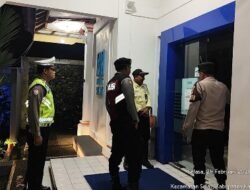 Tingkatkan Kondusifitas Keamanan Wilayah Hukumnya, Polsek Selat Intensifkan Blue Light Patrol  