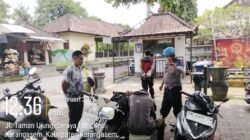 Cegah dan Antisipasi Gangguan Kamtibmas, Kanit Samapta Polsek Karangasem Pimpin Patroli Dialogis KRYD di Taman Sukasada Ujung