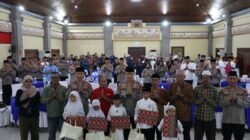 Kapolda Bali Gelar Buka Puasa Bersama Insan Pers dan Berikan Santunan kepada Anak Yatim