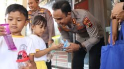 “Digeruduk” Massa, Kapolres Karangasem Justru Siapkan Kejutan Spesial