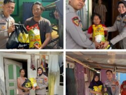 Kegiatan Pemberian Baksos Kepada Masyarakat di Kawasan Slum Area Oleh Pers Biro SDM Polda Sumsel