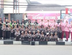 TK Yayasan Kemala Bhayangkari Aceh Tengah Berbagi 250 Takjil, Tanamkan Kepedulian Sejak Dini