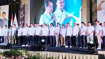 GAPEMBI Sulsel Resmi Dilantik, Gubernur Andi Sudirman: Jangan Ada Pengusaha MBG Pelit ke Anak-anak