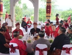 Kapolres Karangasem Dampingi Wakapolda Bali,  Hadiri Pagelaran Budaya “Sunaring Jagat” di Taman Ujung