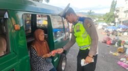 Operasi Cipkon Agung 2026 Menjelang Rangkaian Hari Raya Nyepi Tahun Saka 1948 dan Idul Fitri 1447 H, Satlantas Polres Karangasem Bagikan Brosur keselamatan Berlalulintas