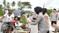 200 Paket Takjil Dibagikan Polres Aceh Timur untuk Pengguna Jalan