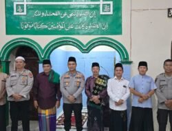 Hari ke-14 Puasa Ramadhan 1447 H, Kapolsek Rambang dan Anggota Laksanakan Sholat Subuh Keliling di Masjid Baitul Amin Desa Kencana Mulia