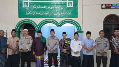 Hari ke-14 Puasa Ramadhan 1447 H, Kapolsek Rambang dan Anggota Laksanakan Sholat Subuh Keliling di Masjid Baitul Amin Desa Kencana Mulia