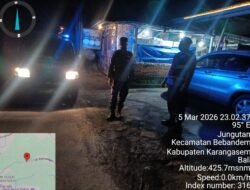 Jaga Kamtibmas Tetap Kondusif, Polsek Bebandem Gelar Blue Light Patrol Hingga Dini Hari