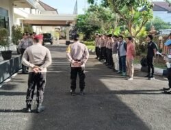 Sipropam Polres Karangasem Lakukan Pengawasan dan Pengecekan Personil Piket Fungsi